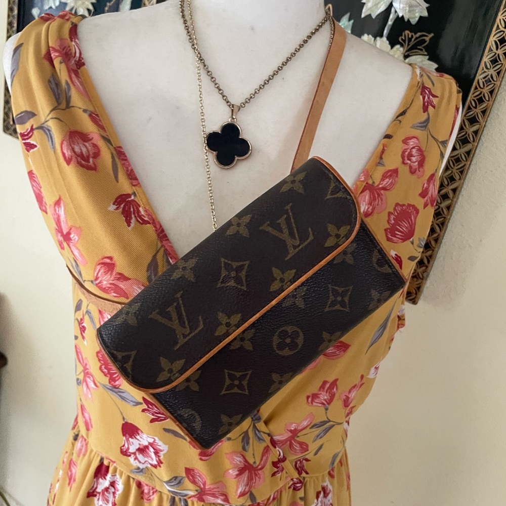 Louis Vuitton florentine Monogram Brown Crossbody Bag❤️🩵🖤💛💖 - Picture 15 of 17